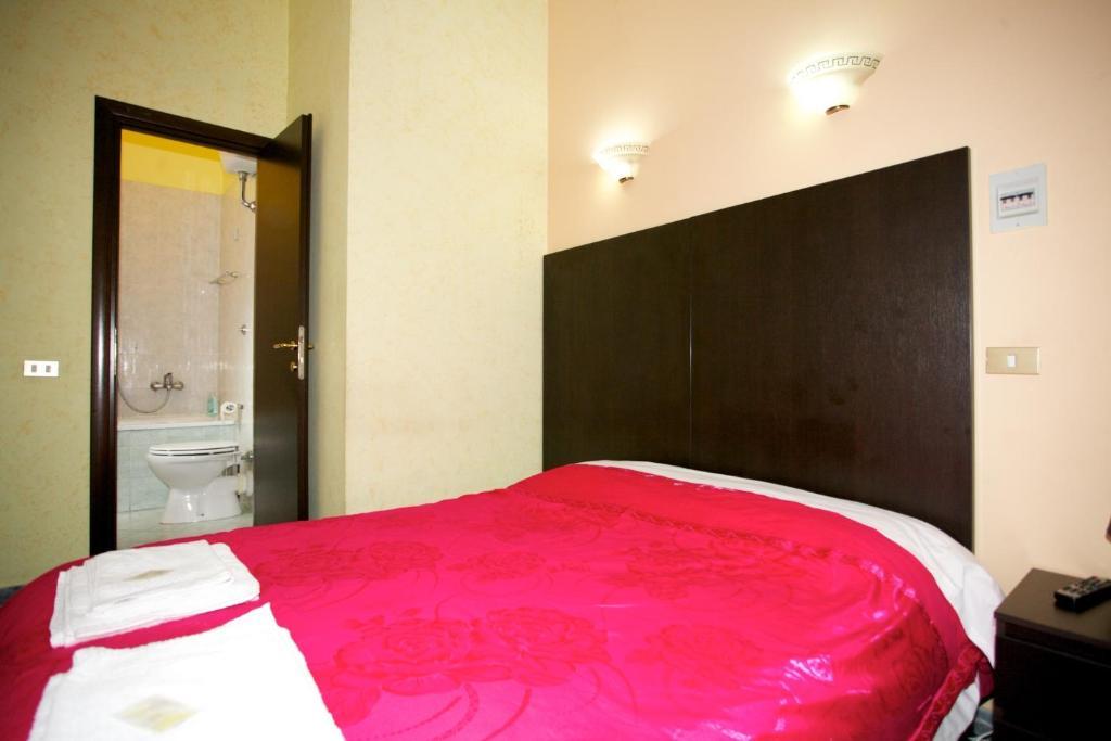 Dem Guesthouse โรม ห้อง รูปภาพ