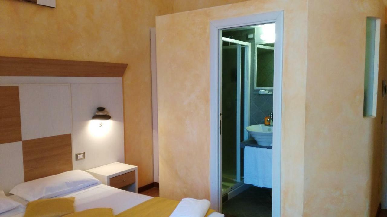 Dem Guesthouse โรม ภายนอก รูปภาพ
